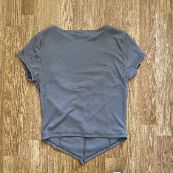 Tan/Light Grey Crop Top - Picture 4 of 4